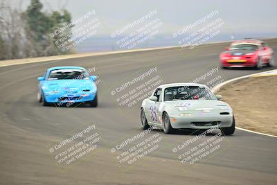 media/Jan-26-2025-CalClub SCCA (Sun) [[cfcea7df88]]/Group 4/Race/